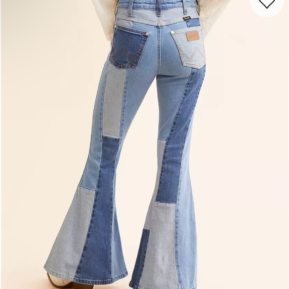 Wrangler X Women's Lainey Wilson Blue Patchwork Bell Bottom Jeans - Picture 3 of 5